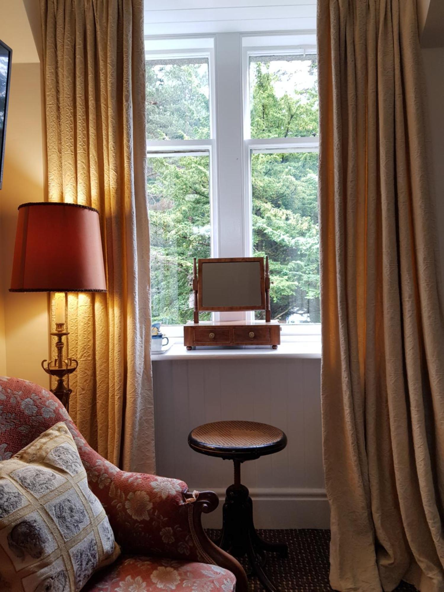 Cambus O' May Traditional Highland Hotel Ballater Ruang foto