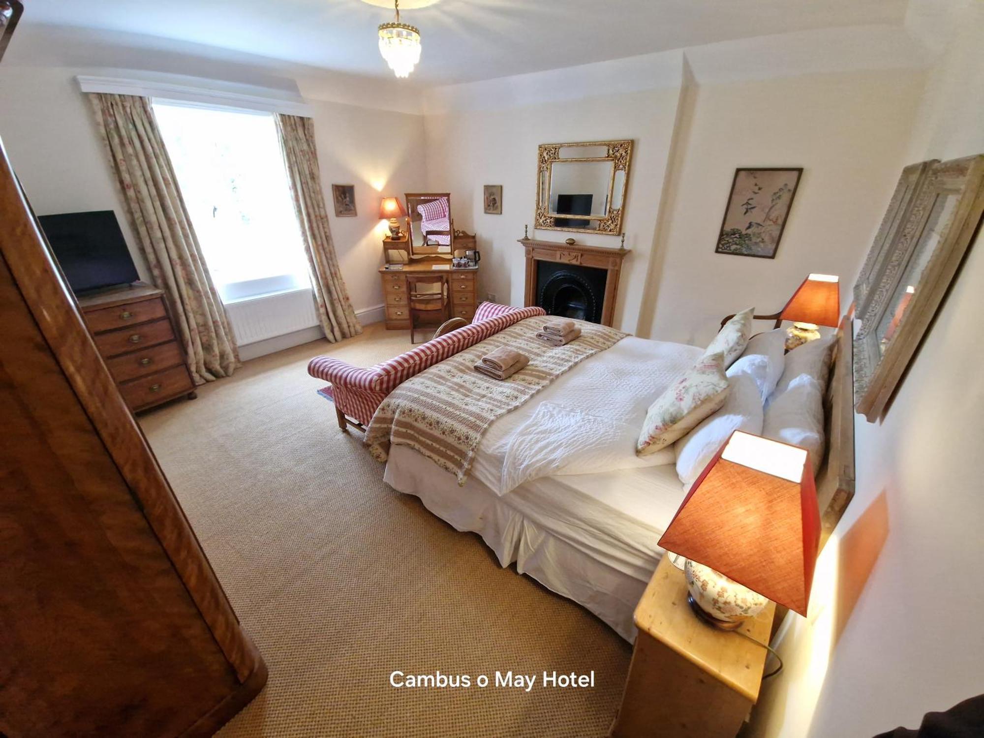 Cambus O' May Traditional Highland Hotel Ballater Bagian luar foto