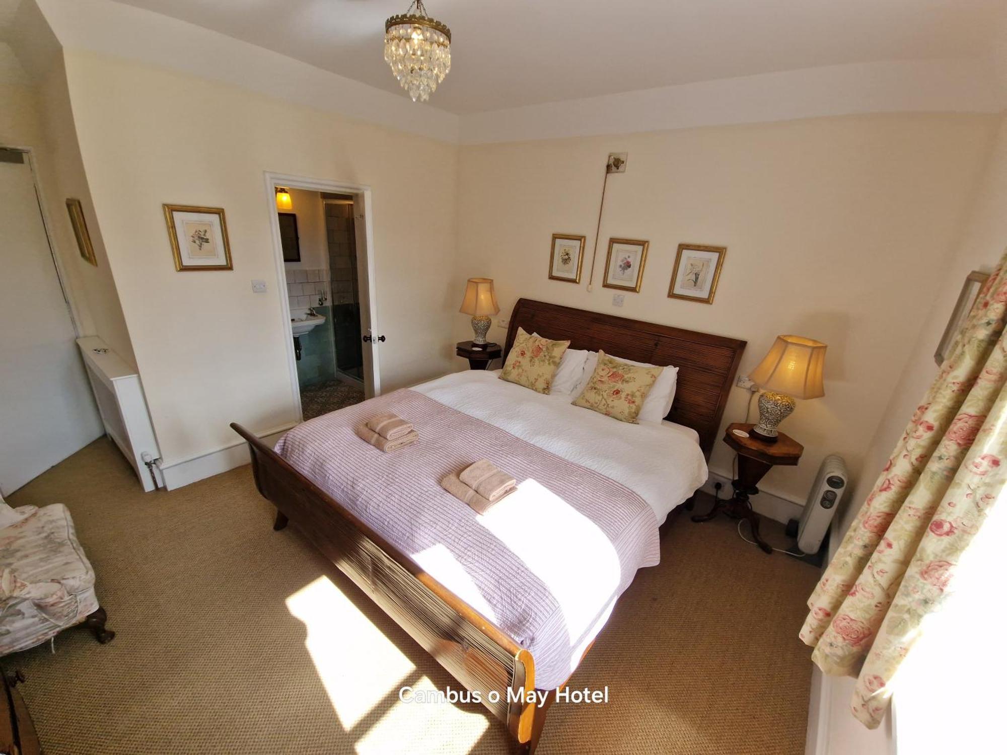 Cambus O' May Traditional Highland Hotel Ballater Bagian luar foto