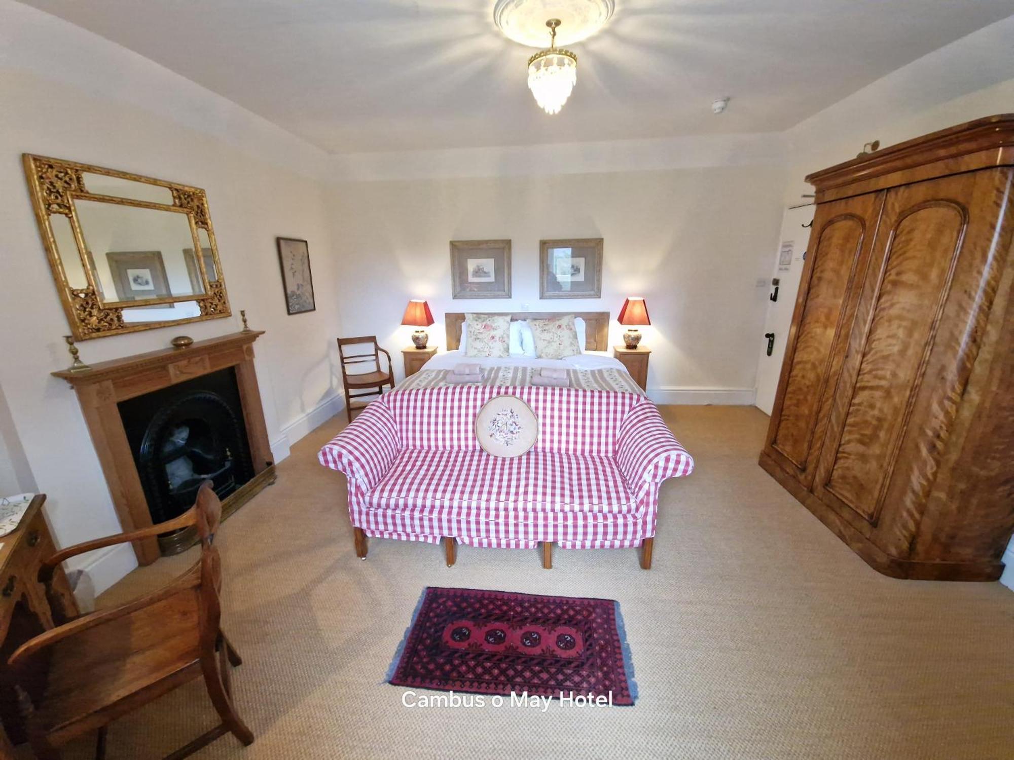 Cambus O' May Traditional Highland Hotel Ballater Bagian luar foto